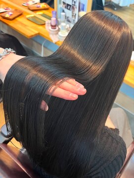 アン ブリーチ(UN BLEACH) 【人気NO1】髪質改善トリートメント