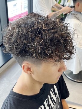 グルーマーズクレッジ 渋谷店(GROOMER/S CREDGE) men's/メンズ/メンズカット/ブリーチ/ハイライト/フェード/渋谷