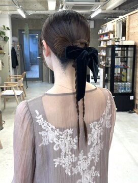 シロ(SiLO) ベルベットリボンのカチモリアレンジ