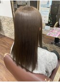 シナモンベージュ
