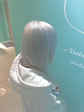 ユー イケブクロ(u Ikebukuro) ホワイトカラー/ハイトーン