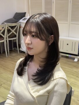 キートスバイガーランド (Kiitos by Garland) 大人可愛いふんわりミディアムレイヤーカット顔まわりカット
