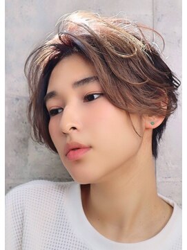 ブリス(VLISS) スウィングショート_ハンサムショートフォギーベージュ