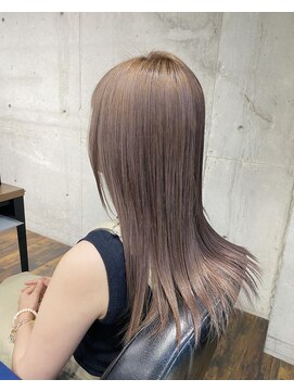 ガルボ ヘアー(garbo hair) #エモージュ#ベージュ#ハイトーン#ストレート#艶髪