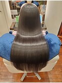 乾かすだけツヤツヤ!パステルの自然な縮毛矯正☆