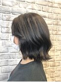 【RENA】透明感のあるグレージュ