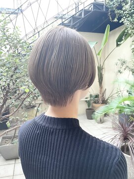 メイクス 表参道(MAKE'S omotesando) 【堀口】ベージュ×ハンサムショート