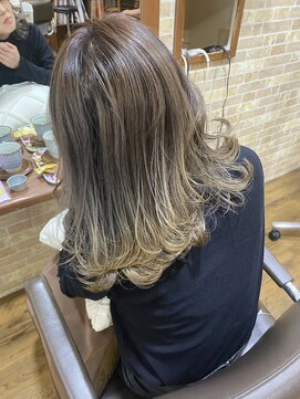 デコヘアー キートス(DECO HAIR kiitos) エアタッチ/バレイヤージュ×ミディアムヘア