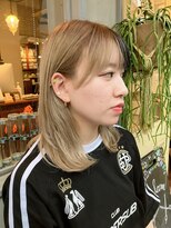 ヨナサン(Yona Saint) ウルフレイヤー・ブリーチローライト