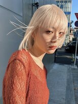 ピークアブー 原宿ハラカド(PEEK-A-BOO) 金髪ボブホワイトブロンドブロンドボブハイトーンボブモモヘア