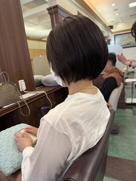シャンプー ボーイ 宮崎柳丸店(SHAMPOO BOY) 前下がりショートボブ【宮崎市/柳丸町】