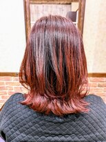 グレイス(gRace)&nbsp;ブリーチなしワンカラー　ピンクベージュ　外ハネミディアム