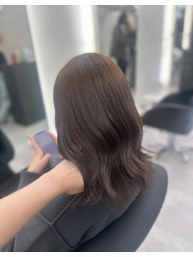 アルドーレ(Ardore) グレージュカラーで大人の抜け感♪