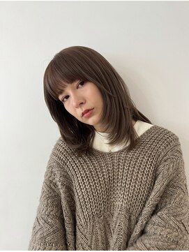 トロワ 高崎(TROIS.) ミディアムレイヤー