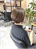 オリーブグレージュショートボブ