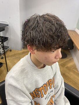 アレス バイ シカ 神戸三宮元町店(ALLES by Cica) 波巻きツイストスパイラルパーマツーブロック刈り上げ