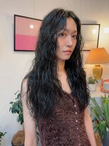 イラトス(ILLATOS)&nbsp;オリーブカラーロングパーマ