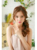 パーティーにおすすめ華やかサイドダウン