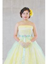 エッチ美容室 本店 カラードレスのアレンジヘア