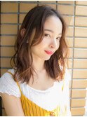センターパート大人ミディー