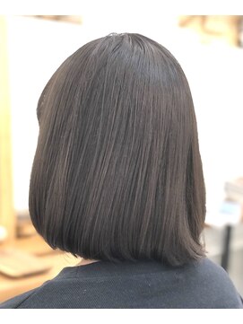 ワトワトセンター 切りっぱなし ボブ