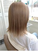 トリプルカラー×ペールベージュ☆