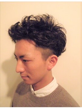 アンティコ(Antico) アップバングパーマ流行イケメン黒髪モテ髪ツーブロック束感