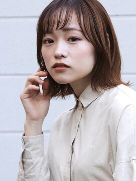 アンティガ(ANTIGA) 触りたくなる柔らか質感のストレートヘア★外ハネレイヤーボブ