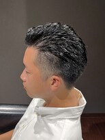 ビーダンディー(Bee dandy) ビジネスフォーマル ツーブロック くせ毛パーマ オールバック