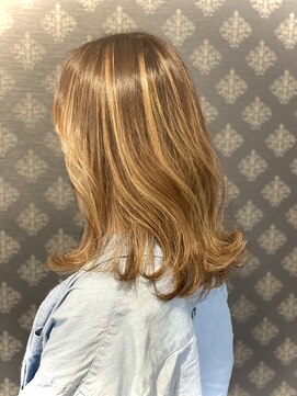 スーリールアドラーブルヘア(Sourire Adorable Hair) ハイライトカラー