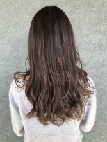 アチーブリス(achieve Liss)&nbsp;ツヤ髪暗髪ベージュ 大人可愛いゆるふわウェーブロング