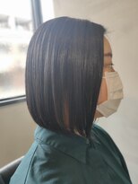 ヘアーサロンウル(hair salon ulu) (五十嵐)前下りボブスタイル