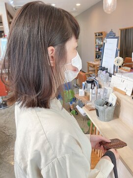 スアバイキキ(SuA by kiki.) レイヤーボブ/外ハネボブ/大人ショート/ニュアンスカラー[千葉]