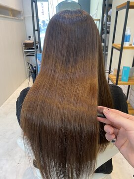 ループス 自由が丘店(Loops) 【髪質改善トリートメント/縮毛矯正/ヘッドスパ/自由が丘/奥沢】