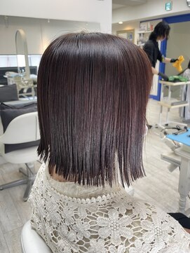 アルターシェリー(aL-ter che'rie) ピンクブラウン/カール/セミディ/シアカラー/姫カット新籾