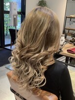 アクシアリミテッド(axia limited)&nbsp;プルエクステハイトーン＋ハイライト