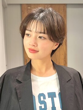 サン 白金台(SUN) 小顔サイドバングの耳掛けマッシュショート白金目黒