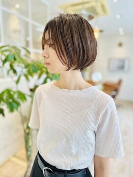 アデプト 綾瀬店(adept) 大人ショートボブ/丸みボブ【綾瀬/北千住/亀有】