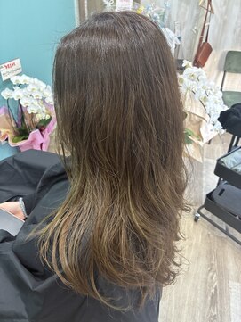 ハル(HAL) お手入れ簡単ゆるふわパーマ