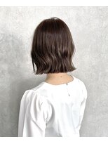 フランチェスカドットボブ(francesca.bob)&nbsp;外ハネボブ×オリーブブラウン【渡辺俊弥】梅田