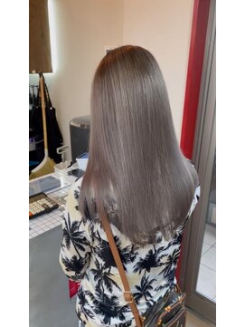 ヴァイオレット(VIOLET) グレージュ