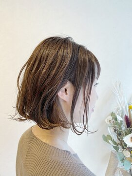 イソラヘアアトリエ(Isola hair atelier) 【Isola】インナーカラー×ボブ