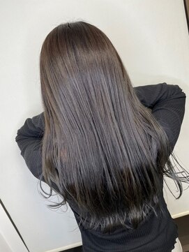 アイズ 本厚木(AIZU) アッシュベージュ