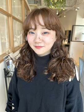 マッシュ グランバーズ 布施(MASHU GRANDVASE) 柔らかキャラメルベージュ