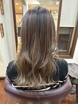 美容室 メザミー MESAMIES 20代30代40代大人かわいいゆるふわスタイル◎アッシュベージュ