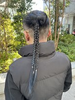 ピークアブー 表参道(PEEK-A-BOO)&nbsp;裾カラー　ヘアアレンジ　刈り上げロング