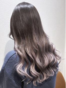 ステラバイケンジ(STELLA by KENJE)の写真/【藤沢/エクステ】初めてでも安心の丁寧な技術とカウンセリングで、自毛の様な自然に馴染む高品質エクステ