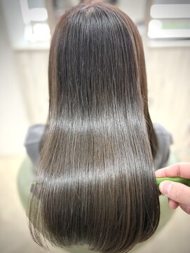 メゾンルヴェール 岐阜穂積(Maison LeVert) 髪質改善/オリーブベージュ/広がりコントロール