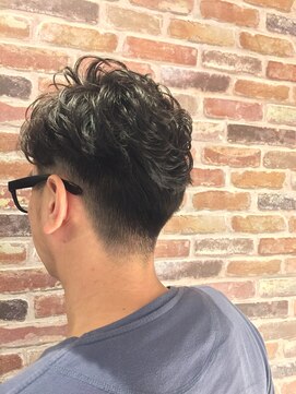 チル ホリデー(Chill holiday) 【オススメ☆】ラフカールパーマ