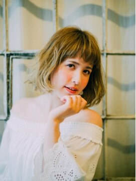 マリー 美容室 所沢店(mary) 外国人風イエローボブ